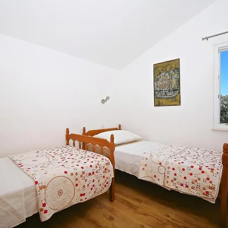 Apartment Apartments By The Sea Prizba, Korcula - 9255 Prizba