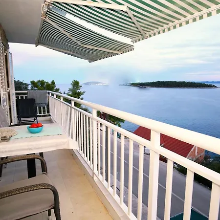 Apartments By The Sea Prizba, Korcula - 9255 * Prizba