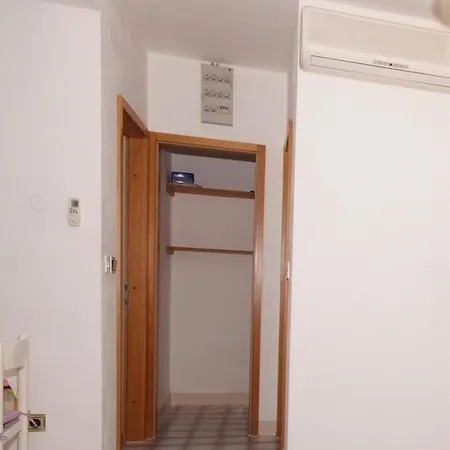 By The Sea Prizba, Korcula - 9255 *