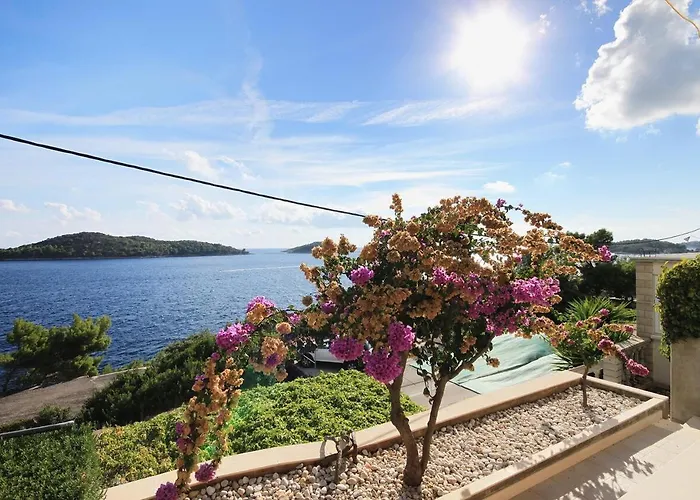 Apartment Apartments By The Sea Prizba, Korcula - 9255
